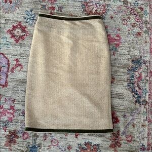 Vertigo Paris Elegant Tan Pencil Skirt With Green Velvet Trim